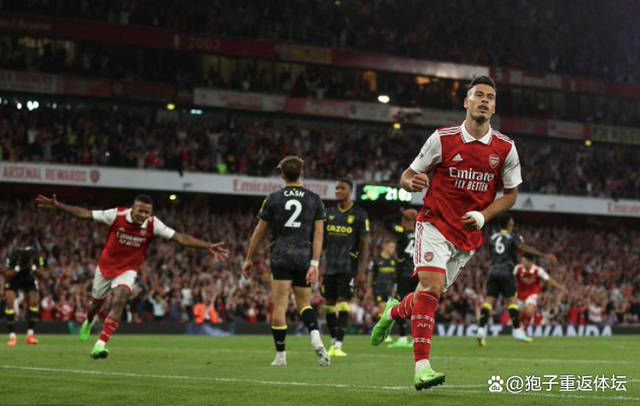 英雄-里程碑夜！阿斯顿维拉防线松动，欧联冲刺阶段刷纪录，压力陡增，数据趋势出现新变化